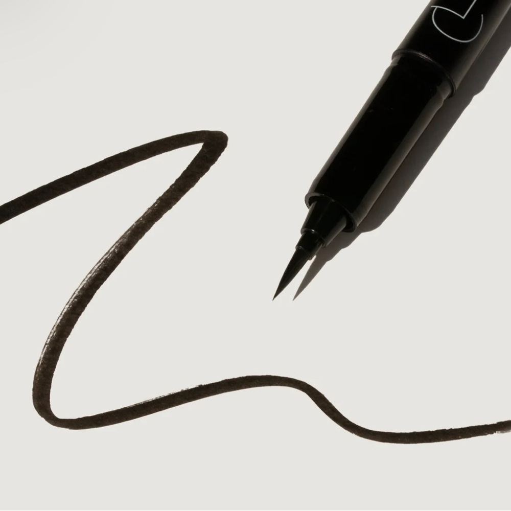 CLE Cosmetics Fluid Touch Liquid Liner - DARK BROWN